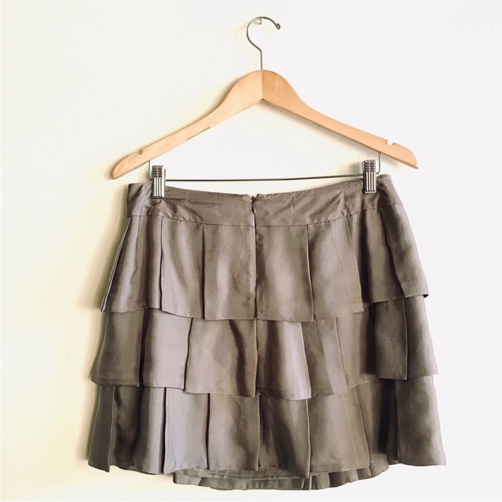 Banana Republic 3 tier skirt - Picture 2 of 7